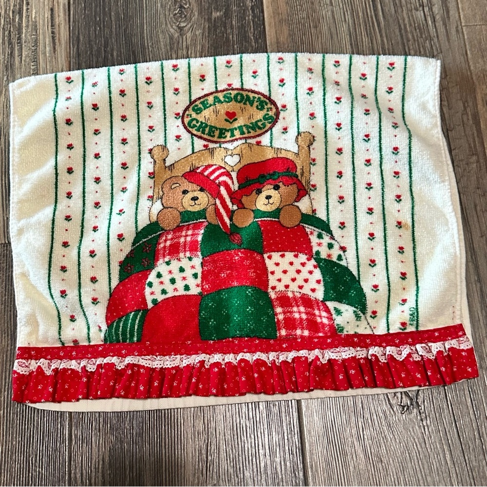 Kitchen works vintage Christmas kitchen towel ruffle teddy bears in bed decor
